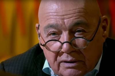 Валерий Рашкин - Владимир Познер - Депутат жестко обругал Познера и обвинил в «фальсификации истории» - mk.ru - Россия
