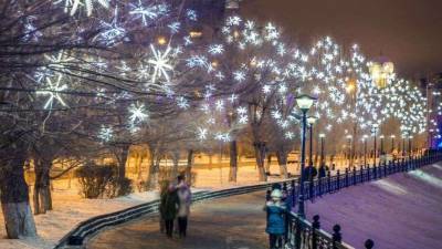 Новогодних утренников в школах Алматы не будет. Мероприятия пройдут в онлайн-режиме - informburo.kz - Алма-Ата