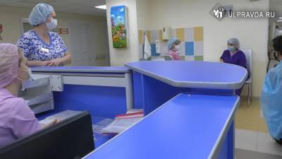 Ренат Алиулов - Домашняя кухня и новая мебель. Как преобразилось онкоотделение детской больницы после ремонта - ulpravda.ru - Ульяновская