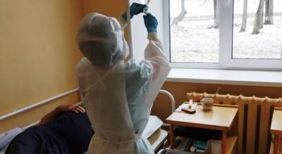 Медсестры ковидного госпиталя: "Мы не думаем о том, что можем заболеть" - pg21.ru - респ. Чувашия