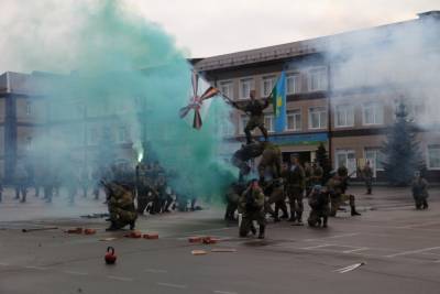 Юлия Рокотянская - Николай Любимов - Андрей Сердюков - Елена Сорокина - Рязанское десантное училище отметило 102-й день рождения - 7info.ru - Рязанская обл. - Рязань