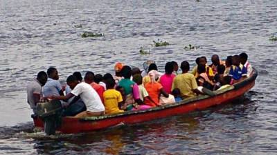 В Нигерии затонуло пассажирское каноэ, погибли 18 человек - eadaily.com - Россия - респ. Алания - Нигерия - Turkey - провинция Анталья