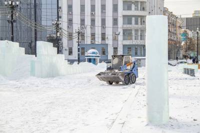 Михаил Дегтярев - Сергей Логинов - «Галерея ярких красок лета» разместится на площади им. Ленина к Новому Году - hab.mk.ru - Россия - Хабаровск