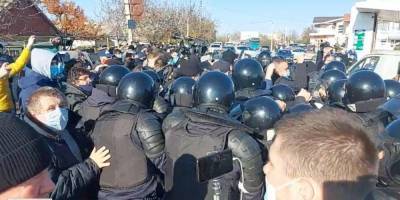 Майя Санду - Игорь Додон - Президентские выборы в Молдове: столкновения на пункте пропуска с Приднестровьем и очереди на зарубежных участках — фото - nv.ua - Молдавия - Приднестровье