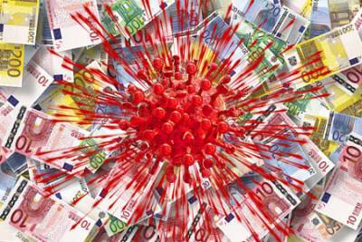 Михаил Сергеев - Американские санкции заставили Россию занимать не в долларах, а в евро для латания бюджетных дыр во время пандемии - ng.ru - Россия