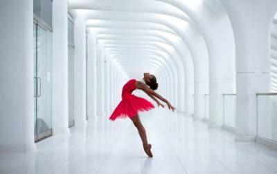 Обнаженная и беременная балерина появилась на обложке Vogue - korrespondent.net - США - Бразилия