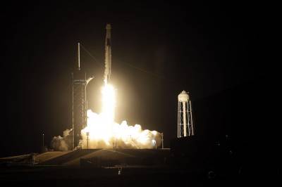 Дональд Трамп - Виктор Гловер - Майкл Хопкинс - Шеннон Уокер - Джо Байден - SpaceX отправила на МКС первую регулярную миссию - rtvi.com - Москва - США - Япония - шт.Флорида