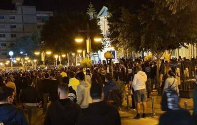 Жители Лимассола и Пафоса выступают против новых мер - vkcyprus.com - Кипр - Лимассол