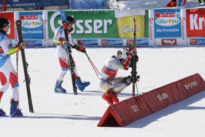 Третий этап Кубка мира 2020/2021 по лыжным гонкам в Давосе состоится, но пройдёт без зрителей - sport.ru