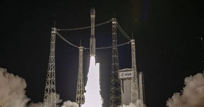 Ракета-носитель Vega не завершила миссию, отклонившись от траектории - ren.tv - Французская Гвиана