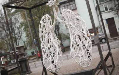 "Легені, які говорять": у центрі Києва установили інтерактивну скульптуру - skuke.net - місто Київ