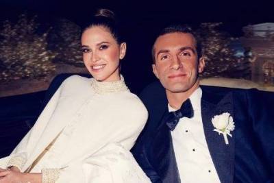Дарья Жукова - принцесса Беатрис - Даша Жукова и Ставрос Ниархос поделились новым фото со свадьбы - skuke.net - Швейцария - Новости
