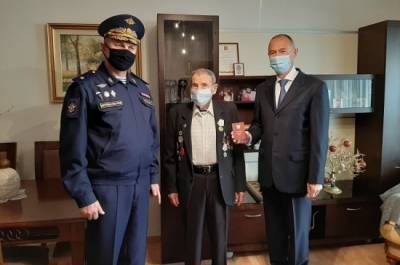 Андрей Маслов - Проживающему в Греции ветерану ВОВ вручили медаль «За оборону Севастополя» - pnp.ru - Россия - Севастополь - Афины - Греция
