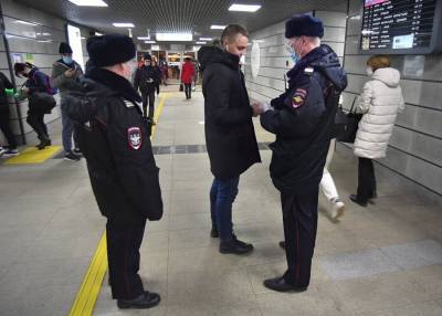 Евгений Данчиков - С начала ноября нарушения масочного режима в Москве стали выявлять в 1,5 раза чаще - m24.ru - Москва