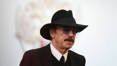 Михаил Боярский - Боярский призвал артистов оставаться мужчинами и не просить денег у государства - gazeta.ru - РСФСР