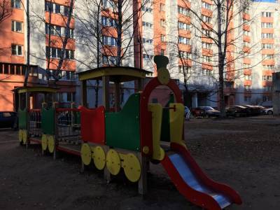 На детской площадке на улице Строкина появилось освещение - vgoroden.ru - Нижний Новгород