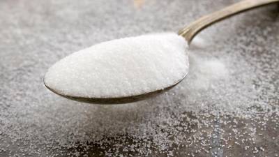 Артем Кирьянов - В России предложили ввести акцизы на продукты с лишними сахаром и солью - iz.ru - Россия