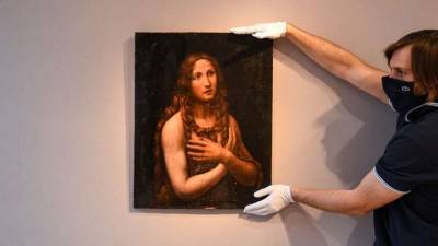 Леонардо Да-Винч - В Париже на аукционе в обстановке ажиотажа продана картина, написанная любовником Леонардо да Винчи - lenta.ua - Париж