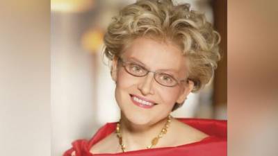 Елена Малышева - Малышева назвала популярную специю, которая защитит от КОВИД - piter.tv - Москва