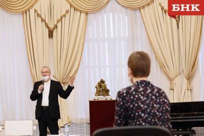 Виктор Бобыря - Сергей Емельянов - Участники Северного биеннале станут современными Кандинскими - bnkomi.ru - Россия - респ. Коми