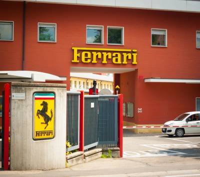 У компании Ferrari проблемы из-за нового кроссовера: подробности - news.bigmir.net