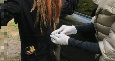 Девушку с наркотиками задержали полицейские в нижегородском лесу - vgoroden.ru - Россия - р-н Советский