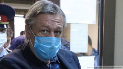 Михаил Ефремов - Владимир Васильев - Олег Никитин - Адвокат Васильев: Ефремов не убеждал свидетелей давать ложные показания - nation-news.ru