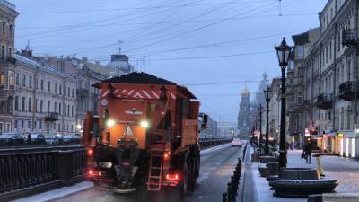 Беглов - Спецтехнику перевели в режим полной готовности из-за непогоды в Петербурге - newinform.com - Санкт-Петербург - Петербург