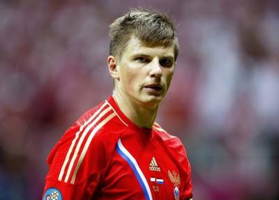 Андрей Аршавин - Юлия Барановская - Алиса Казьмина - Суд разрешил Андрею Аршавину платить меньше алиментов их общим с Юлией Барановской детям - province.ru