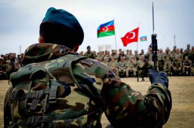 Хулуси Акар - Анкара сообщила, что турецкие военные вскоре отправятся в Азербайджан - news-front.info - Турция - Анкара - Азербайджан