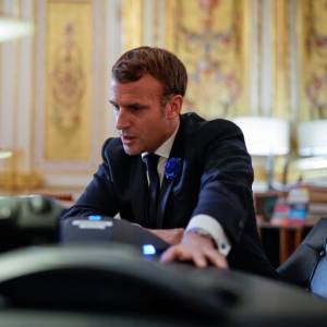 Эммануэль Макрон - Макрон выдвинул ультиматум лидерам французских мусульман - reporter-ua.com - Франция