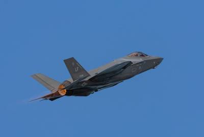 Breaking Defense: Создание истребителя 6-го поколения в США под угрозой - actualnews.org - США
