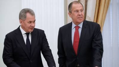 Сергей Шойгу - Сергей Лавров - Никол Пашинян - В Ереван прибыли Шойгу и Лавров - real-vin.com - Россия - Армения - Степанакерт - Ереван