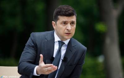 Владимир Зеленский - Петр Порошенко - "Зеленский обещал "новые лица", но во власти оказались чиновники времен Януковича и Порошенко", - политолог - news.bigmir.net