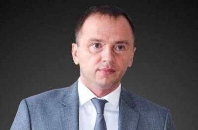 Владимир Зеленский - Петр Порошенко - Политолог: Зеленский обещал «новые лица», но во власти оказались чиновники времен Януковича и Порошенко - from-ua.com