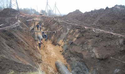 В Твери для прокладки водовода продолжают сносить чужие гаражи и заборы - afanasy.biz - Тверь