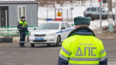 Волгоградец на BMW ударил сотрудника ДПС монтировкой - newinform.com - Волгоград