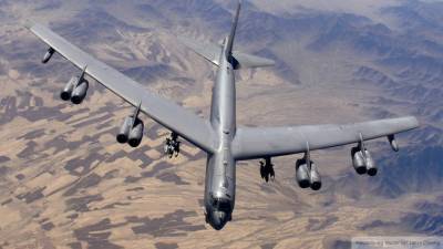 Пентагон перебросил стратегические бомбардировщики B-52H на Ближний Восток - riafan.ru - США - Вашингтон - штат Северная Дакота
