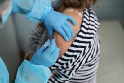 Инна Щеглова - Больше 100 тысяч доз вакцины от гриппа поступило в Забайкалье - chita.ru - Чита