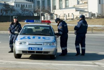Пьяный «каратист» напал на инспектора ДПС под Лугой - online47.ru - Россия - Лиговск