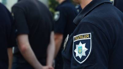 3 киевских полицейских похитили человека: требовали выкуп - 24tv.ua - Киев