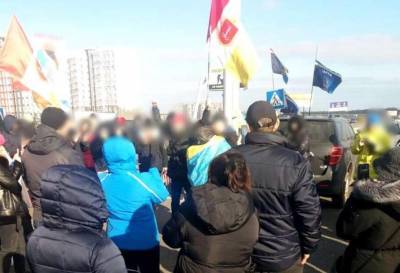 В Одессе правоохранители разогнали акцию протеста против карантина - lenta.ua - Украина - Одесса - Одесская обл.