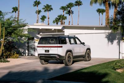 Rivian объявил конфигурации, цены и сроки поставки электромобилей R1S и R1T и рассказал, что готовит более компактные модели для Европы и Китая - itc.ua - Китай - США