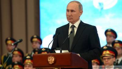 Владимир Путин - Михаил Ведерников - Губернатор Пскова пожаловался Путину на недостаток средств в регионе - riafan.ru - Россия - Псковская обл. - Псков