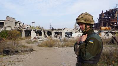 Сколько украинцев считают, что военные на Донбассе должны соблюдать тишину: данные опроса - news.24tv.ua