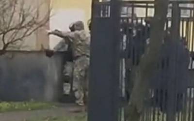 В администрации Колпино рассказали, что известно о мужчине, который держит детей в заложниках - neva.today - Санкт-Петербург - Колпино