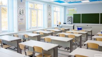 Беглов - Власти Петербурга не планируют массово переводить школы на удаленку - polit.info - Санкт-Петербург - Петербург