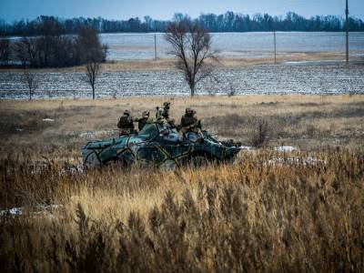 Боевики за сутки четыре раза нарушили режим прекращения огня на Донбассе – штаб ООС - gordonua.com - Донбасс - Обстрелы