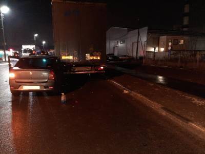 В Рязани после столкновения с грузовиком погиб водитель «Рено Логан» - 7info.ru - Рязань