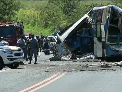 В Бразилии произошло масштабное ДТП с автобусом - по меньшей мере 41 человек погиб - unn.com.ua - Киев - Бразилия - Brazil - штат Сан-Паулу